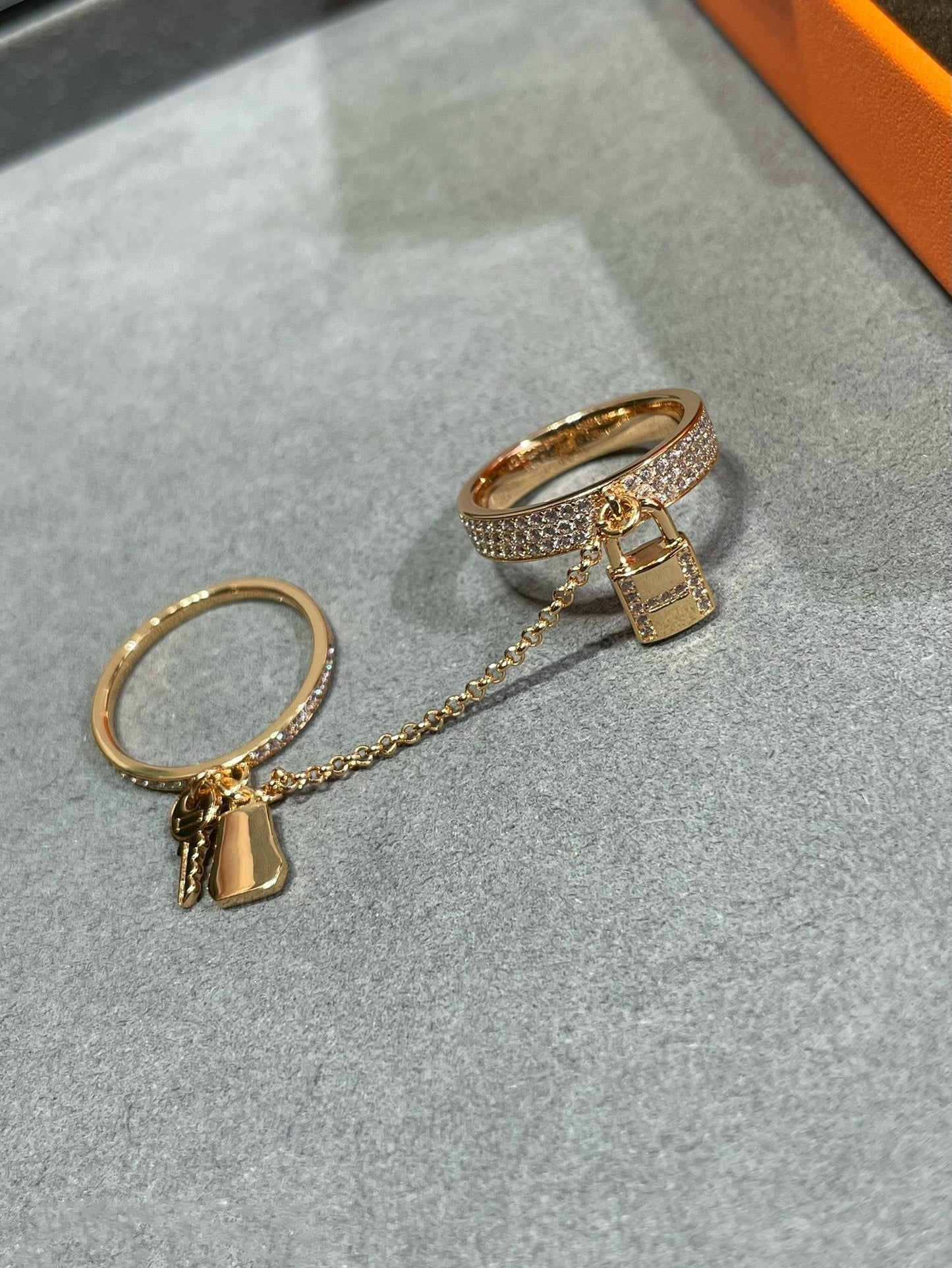 [Love's Uplift]HM KELLY CLOCHETTE DOUBLE RING IN  WITH DIAMONDS