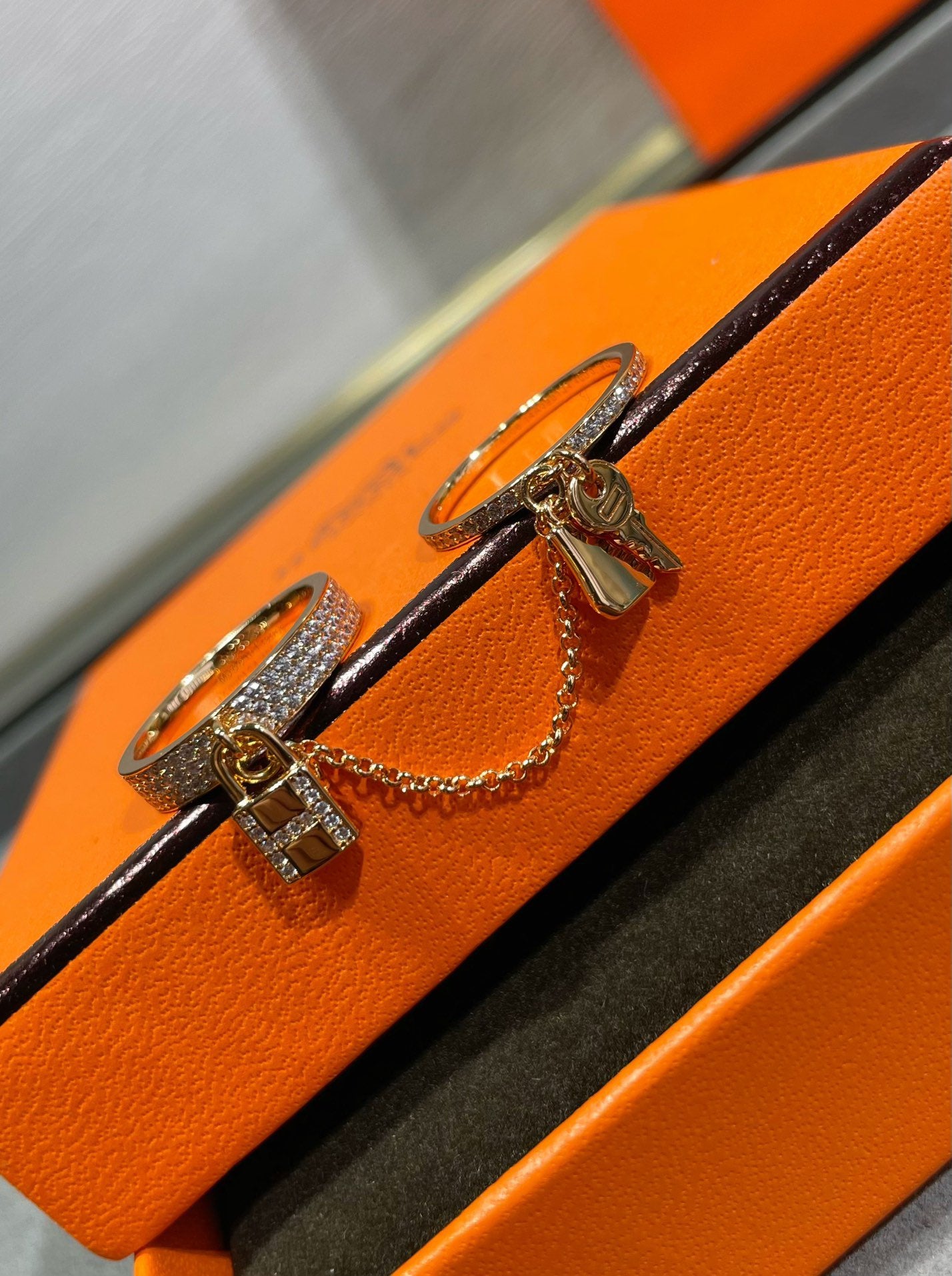 [Love's Uplift]HM KELLY CLOCHETTE DOUBLE RING IN  WITH DIAMONDS