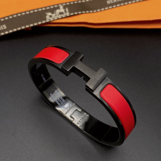 [Love's Uplift]CLIC HM SO BLACK RED BRACELET