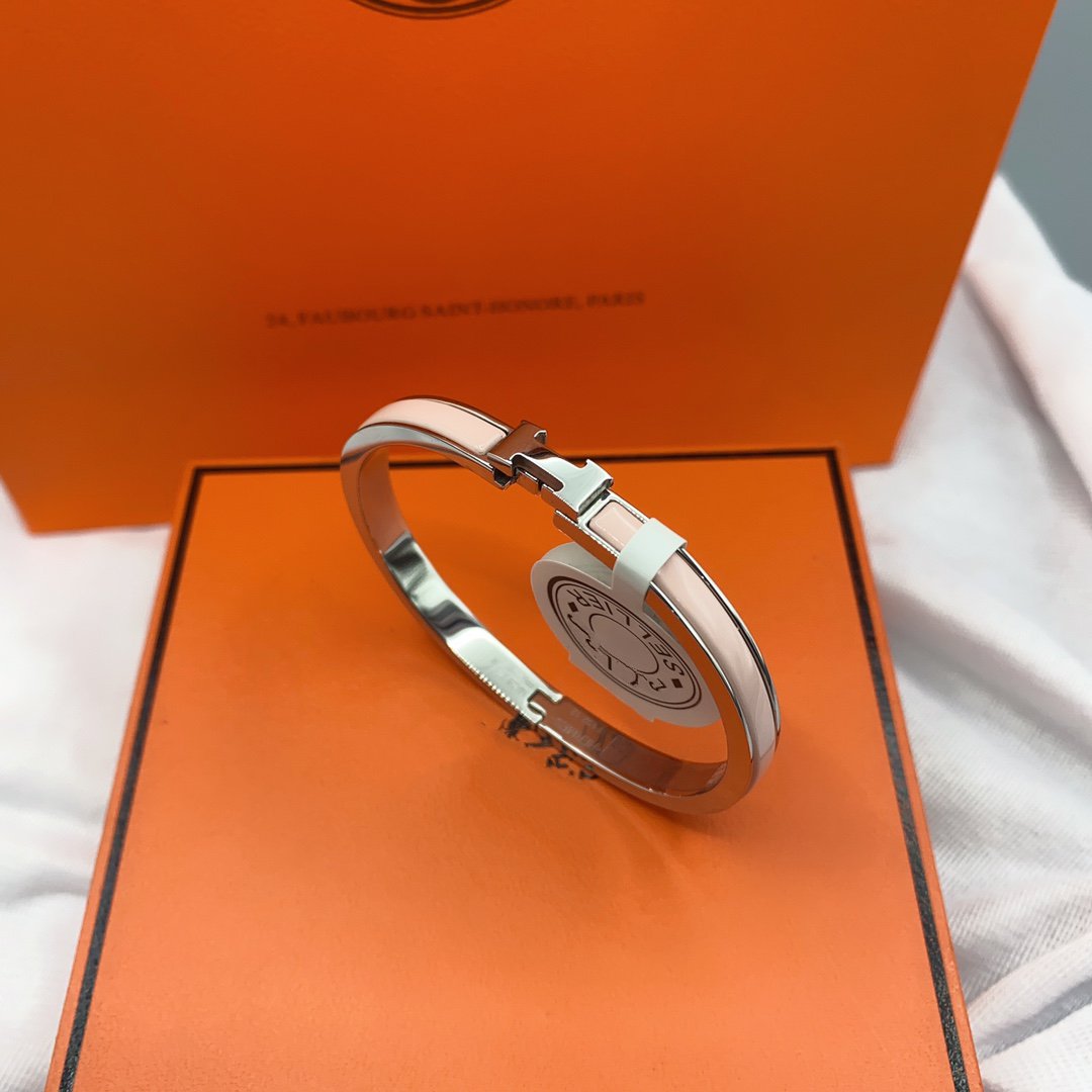 [Love's Uplift]CLASSIC HM CLIC  PINK 8MM ENAMEL BRACELET