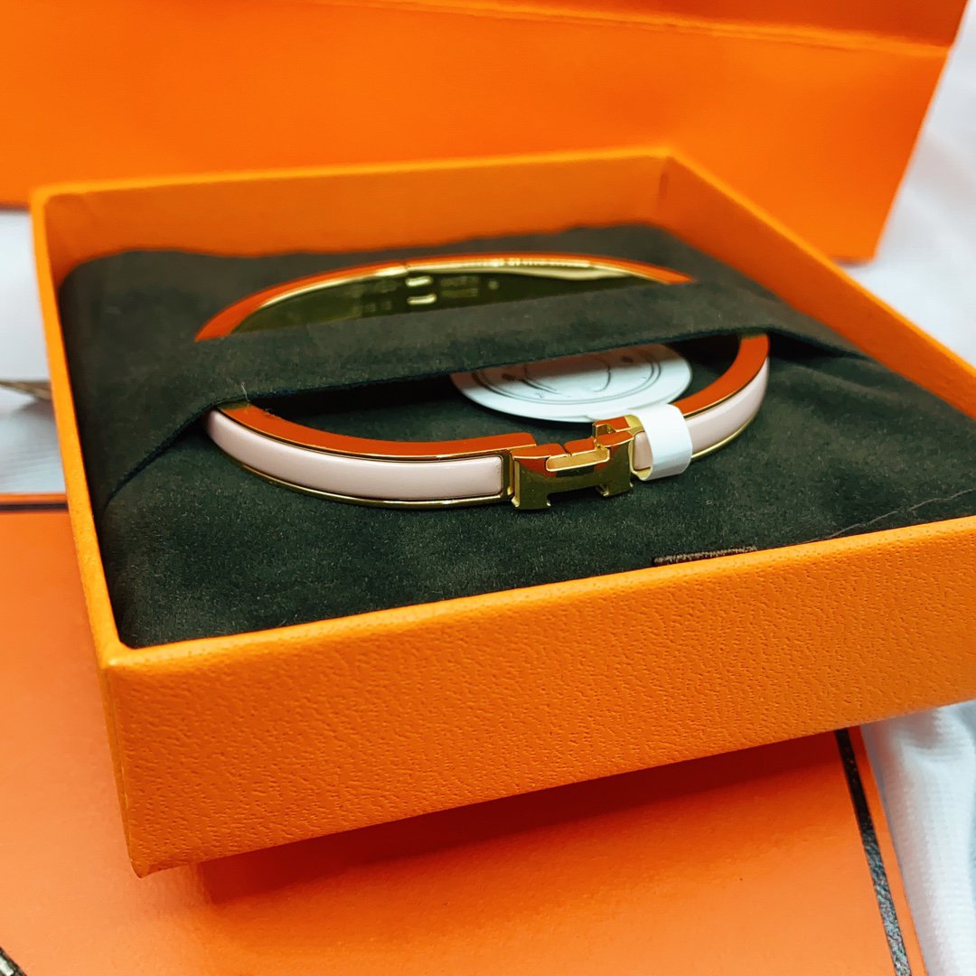[Love's Uplift]CLASSIC HM CLIC  PINK 8MM ENAMEL BRACELET