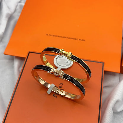 [Love's Uplift]CLASSIC HM CLIC BLACK 8MM ENAMEL BRACELET