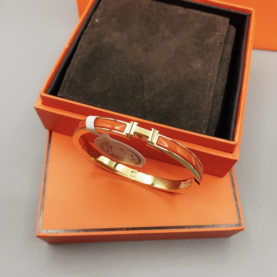 [Love's Uplift]CLASSIC HM CLIC RED 8MM ENAMEL BRACELET