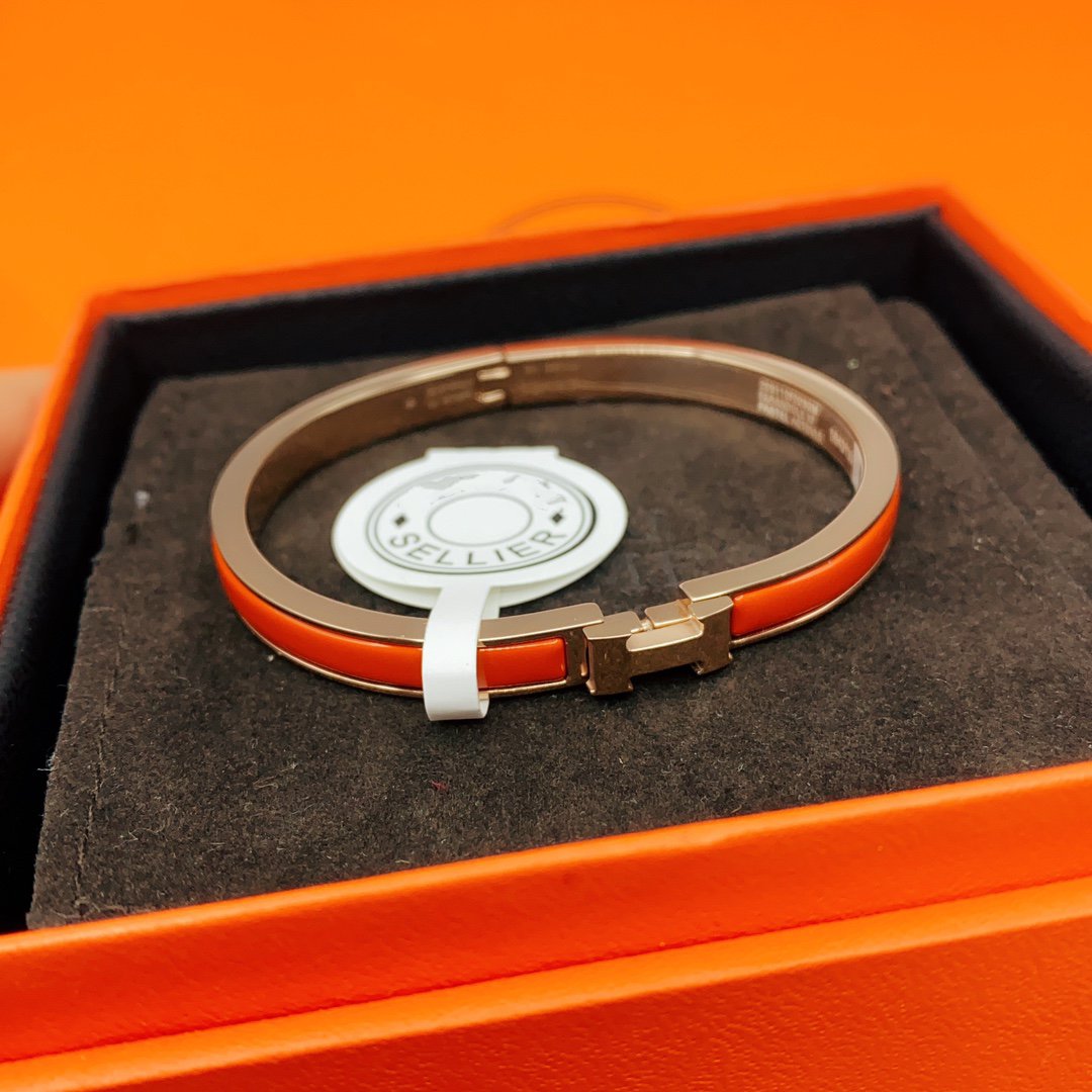 [Love's Uplift]CLASSIC HM CLIC RED 8MM ENAMEL BRACELET