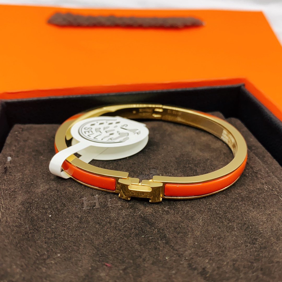 [Love's Uplift]CLASSIC HM CLIC RED 8MM ENAMEL BRACELET