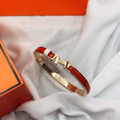 [Love's Uplift]CLASSIC HM CLIC RED 8MM ENAMEL BRACELET