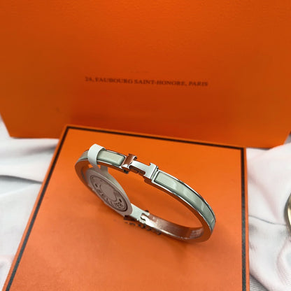 [Love's Uplift]CLASSIC HM CLIC GREEN 8MM ENAMEL BRACELET
