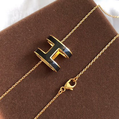 [Love's Uplift]HM CLIC BLACK ENAMEL GOLD NECKLACE