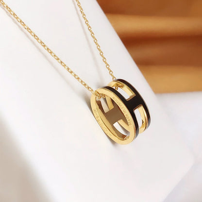 [Love's Uplift]HM CLIC BLACK ENAMEL GOLD NECKLACE
