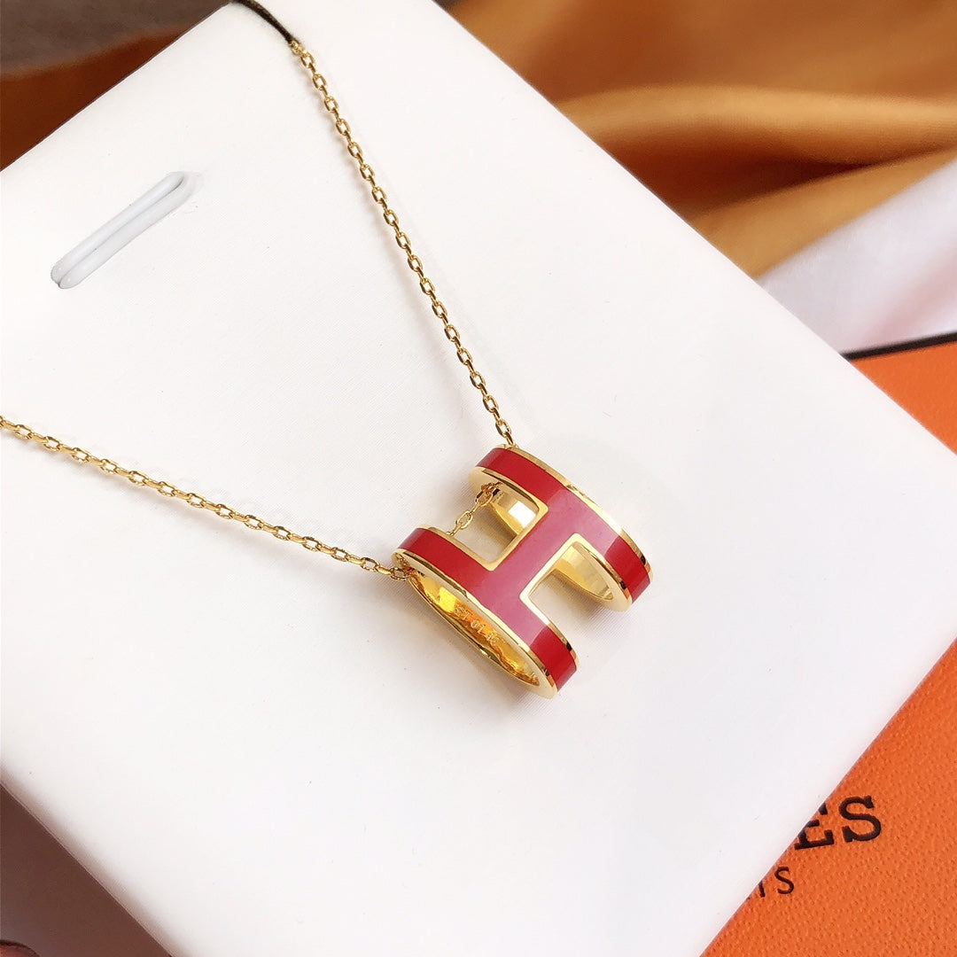 [Love's Uplift]HM CLIC RED ENAMEL GOLD NECKLACE