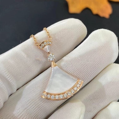 [Love's Uplift]DREAM NECKLACE MOP PINK GOLD DIAMOND