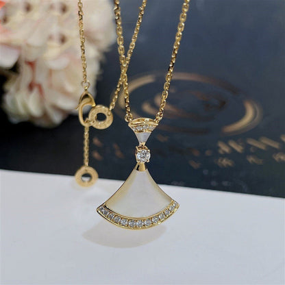 [Love's Uplift]DREAM NECKLACE MOP GOLD DIAMOND
