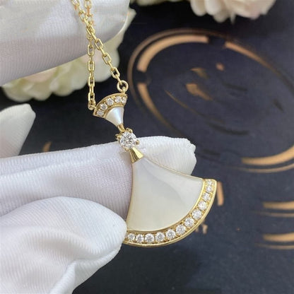 [Love's Uplift]DREAM NECKLACE MOP GOLD DIAMOND