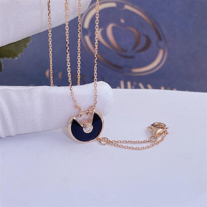 [Love's Uplift]AMULETTE ROSE GOLD ONYX NECKLACE