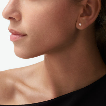 [Love's Uplift]DAMOUR DIAMOND EARRINGS