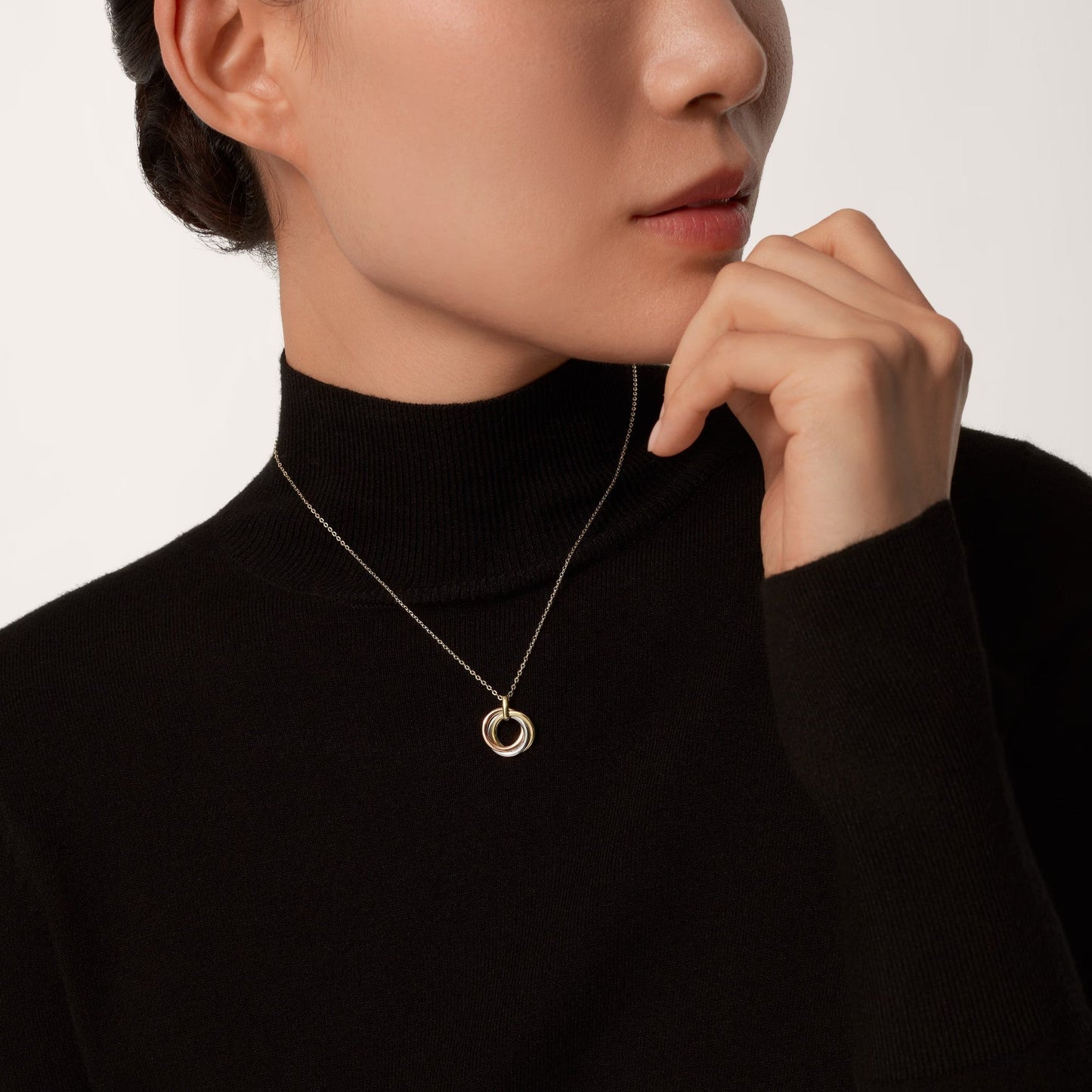 [Love's Uplift]TRINITY SMALL NECKLACE