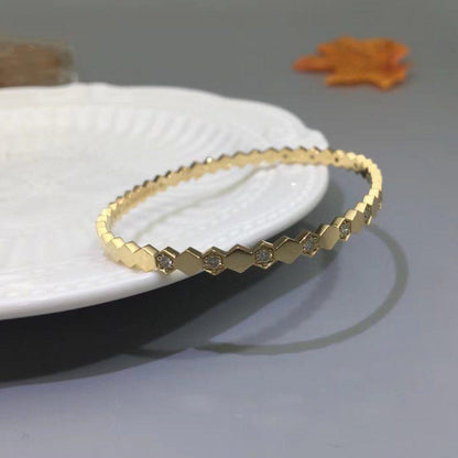 [Love's Uplift]BEE LOVE GOLD DIAMOND BRACELET