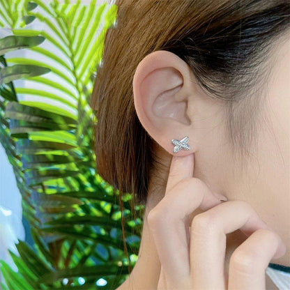 [Love's Uplift]JEUX DE SILVER DIAMOND EARRINGS