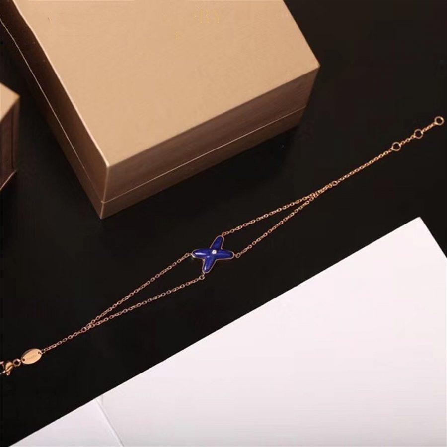 [Love's Uplift]Hollow Design Four-Leaf Clover Flower Shape Ring