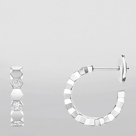 [Love's Uplift]Hollow Design Four-Leaf Clover Flower Shape Ring