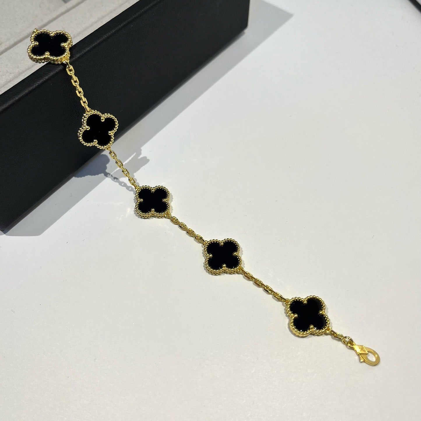 [Love's Uplift]CLOVER  5 MOTIFS BLACK ONYX BRACELET