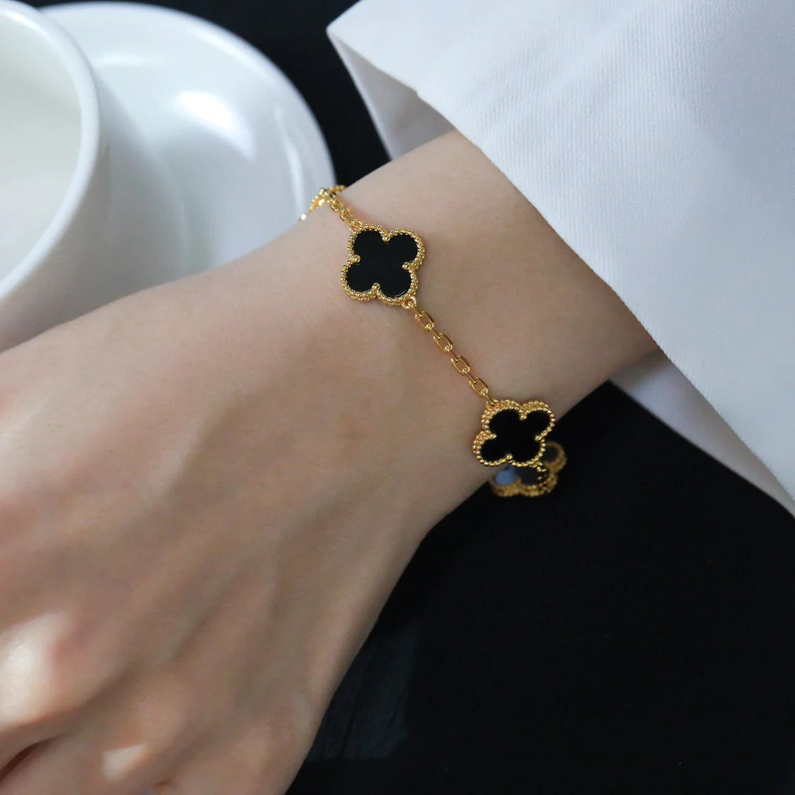 [Love's Uplift]CLOVER  5 MOTIFS BLACK ONYX BRACELET