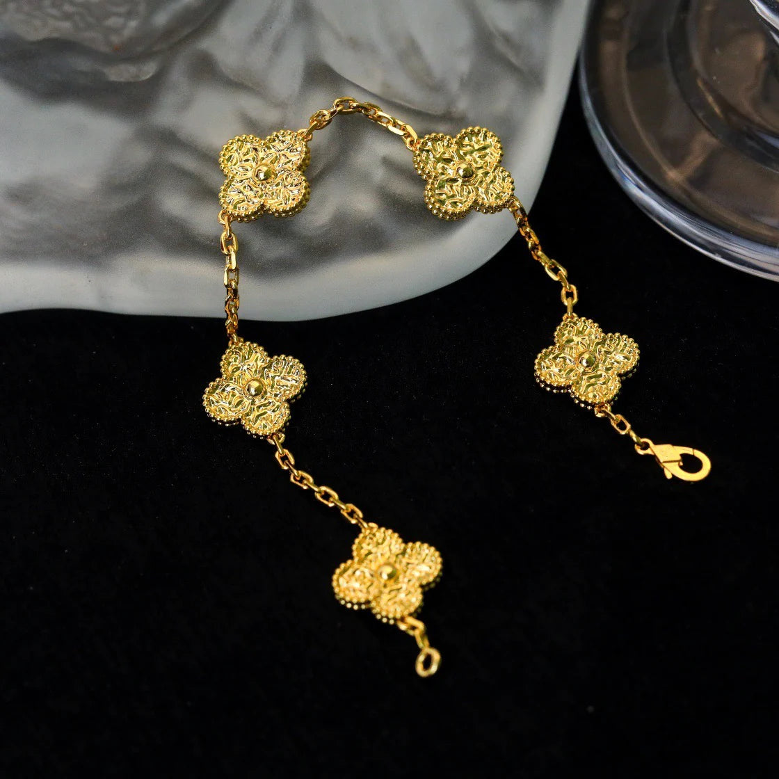 [Love's Uplift]CLOVER 5 MOTIFS BRONZING BRACELET