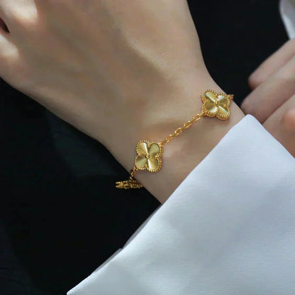 [Love's Uplift]CLOVER 5 FLOWERS LASER BRACELET