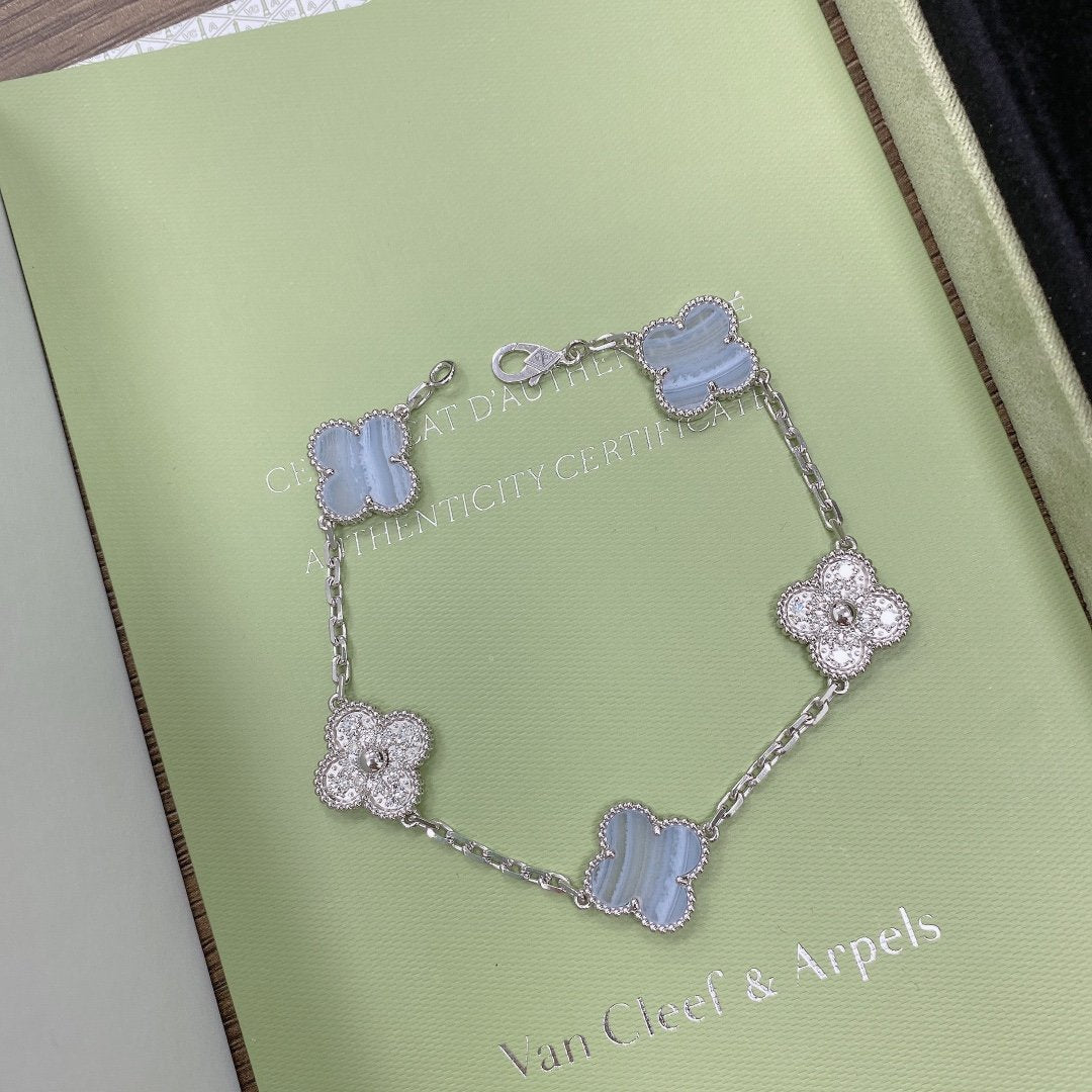 [Love's Uplift]CLOVER  5 MOTIF DIAMOND PURPLE CHALCEDONY BRACELET SILVER