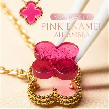 [Love's Uplift] CLOVER 1 MOTIFS PINK ENAMEL NECKLACE