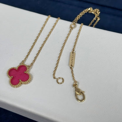 [Love's Uplift] CLOVER 1 MOTIFS PINK ENAMEL NECKLACE