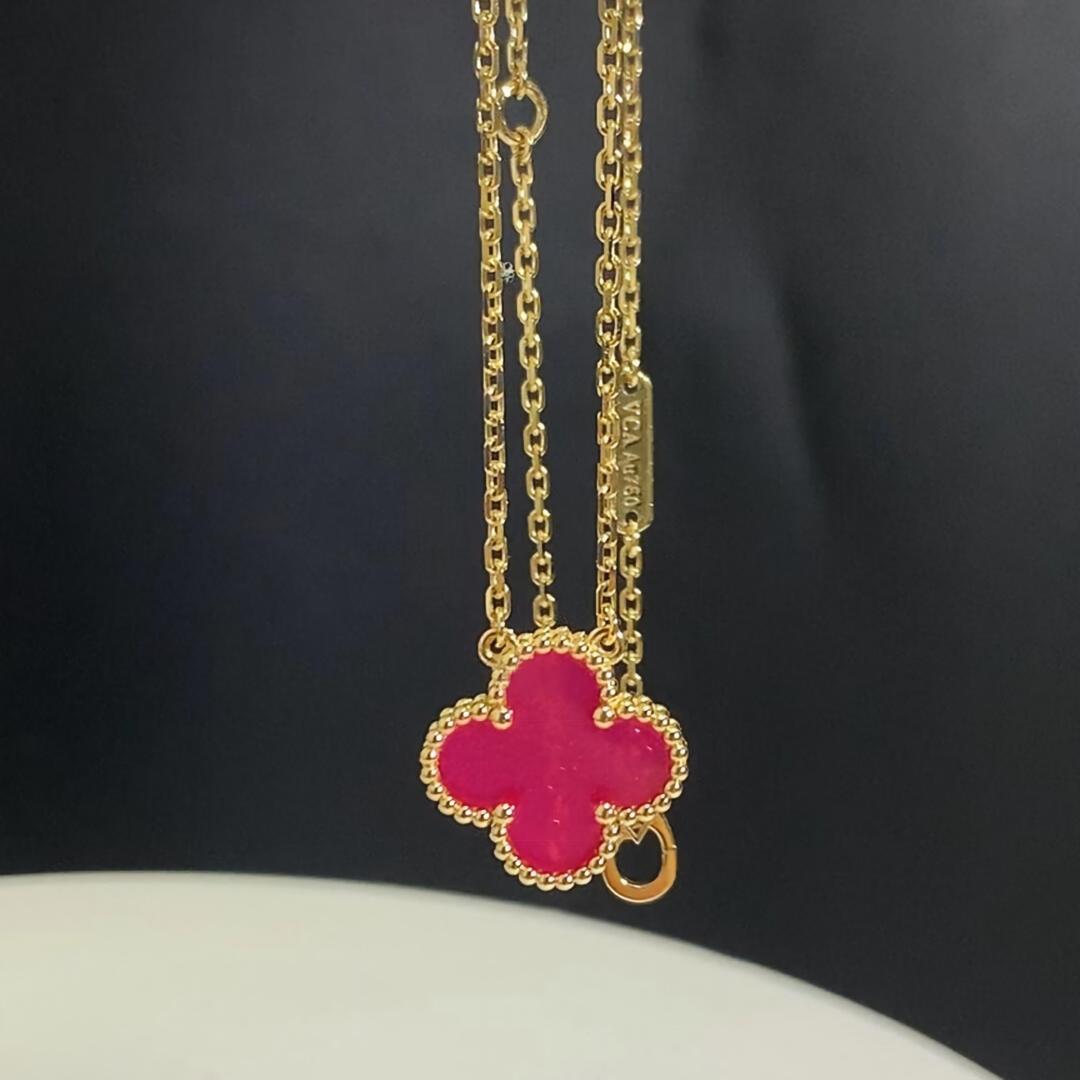 [Love's Uplift] CLOVER 1 MOTIFS PINK ENAMEL NECKLACE