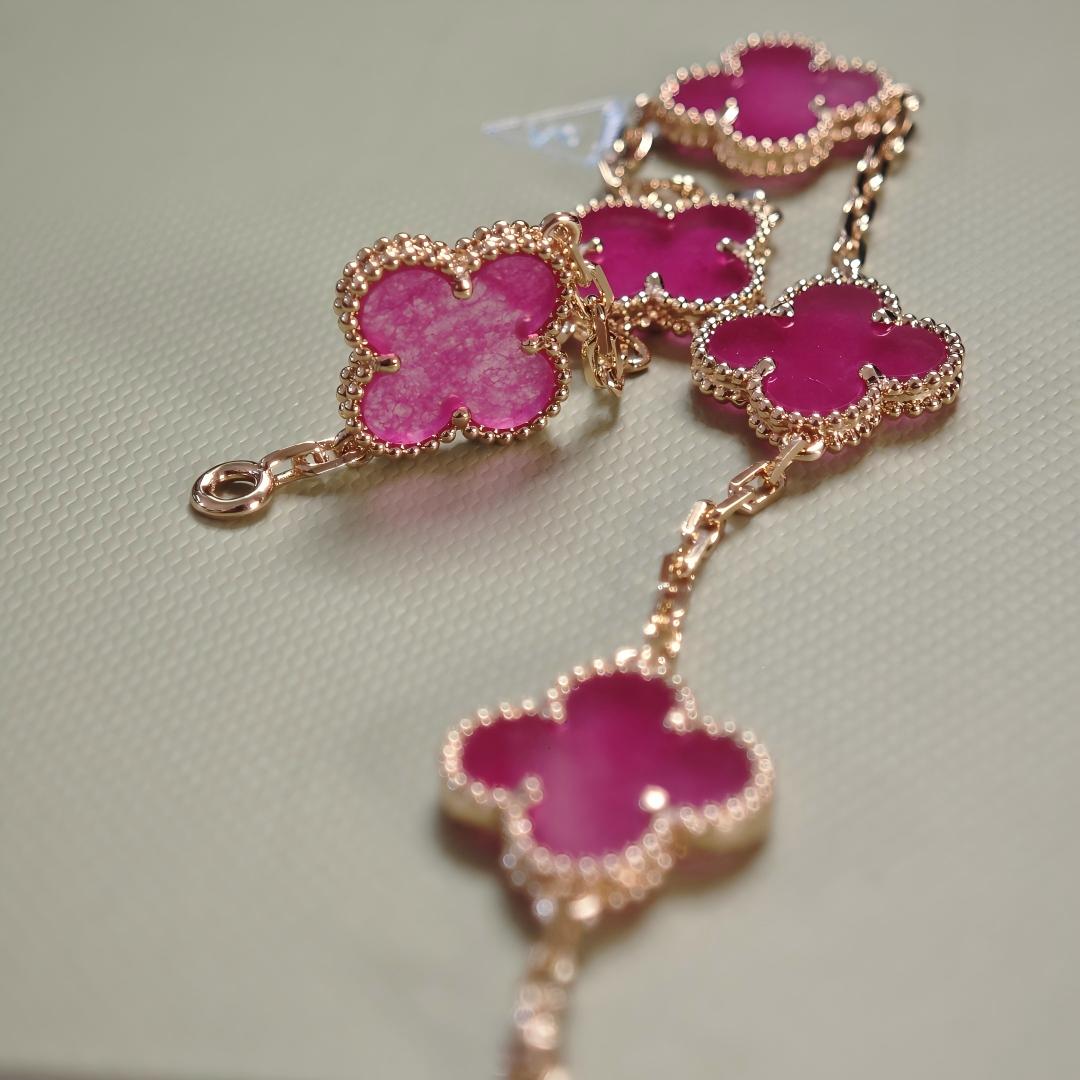 [Love's Uplift]CLOVER 5 MOTIFS PINK ENAMEL BRACELET