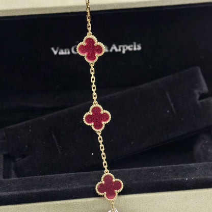 [Love's Uplift]CLOVER 5 MOTIFS PINK ENAMEL BRACELET