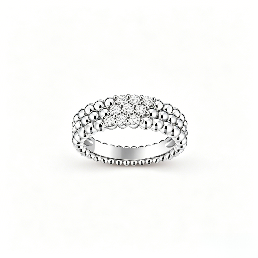 [Love's Uplift] THREE-ROW DIAMOND RING