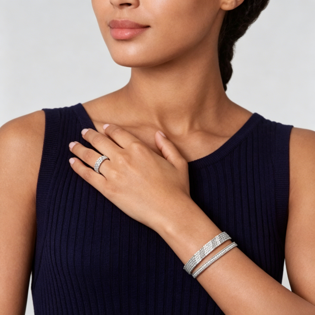 [Love's Uplift] THREE-ROW DIAMOND RING