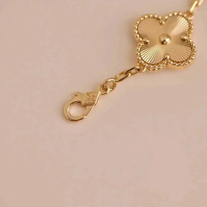 [Love's Uplift]CLOVER 5 FLOWERS LASER BRACELET