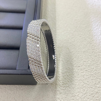 [Love's Uplift]  FIVE-ROW DIAMOND BRACELET