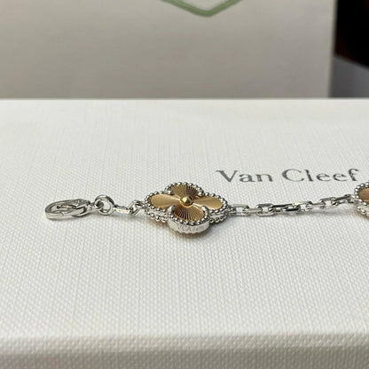 [Love's Uplift] CLOVER 5 MOTIF LASER BRACELET COLLECTION