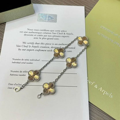 [Love's Uplift] CLOVER 5 MOTIF LASER BRACELET COLLECTION