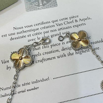 [Love's Uplift]CLOVER  5 MOTIFS  CHRISTMAS LIMITED EDITION BRACELET