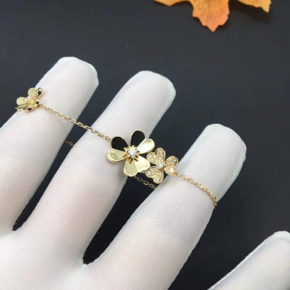 [Love's Uplift]FRIVOLE GOLD 5 FLOWERS BRACELET