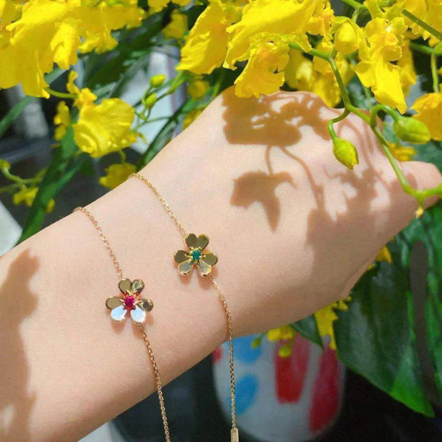 [Love's Uplift]FRIVOLE GOLD FLOWER PINK MALACHITE BRACELET