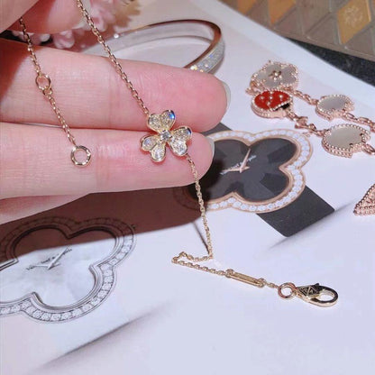 [Love's Uplift]FRIVOLE GOLD FLOWER DIAMOND BRACELET
