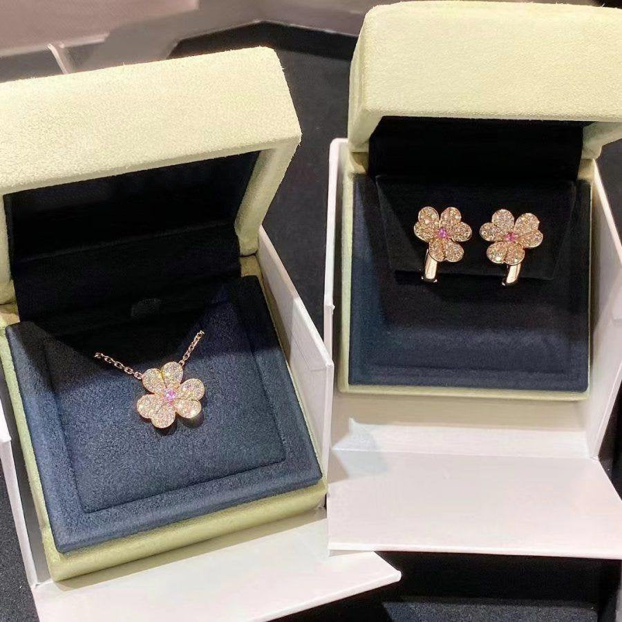 [Love's Uplift]FRIVOLE ROSE GOLD FLOWER DIAMOND NECKLACE