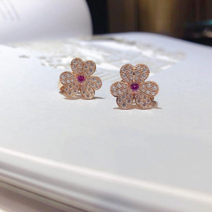 [Love's Uplift]FRIVOLE PINK GOLD FLOWER DIAMOND EARRINGS