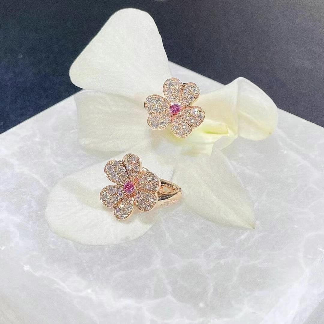 [Love's Uplift]FRIVOLE PINK GOLD FLOWER DIAMOND EARRINGS