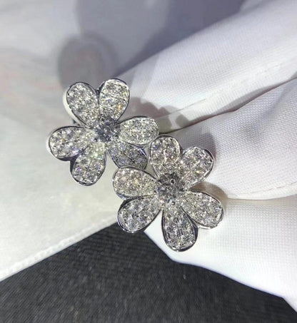 [Love's Uplift]FRIVOLE SILVER FLOWER DIAMOND EARRINGS