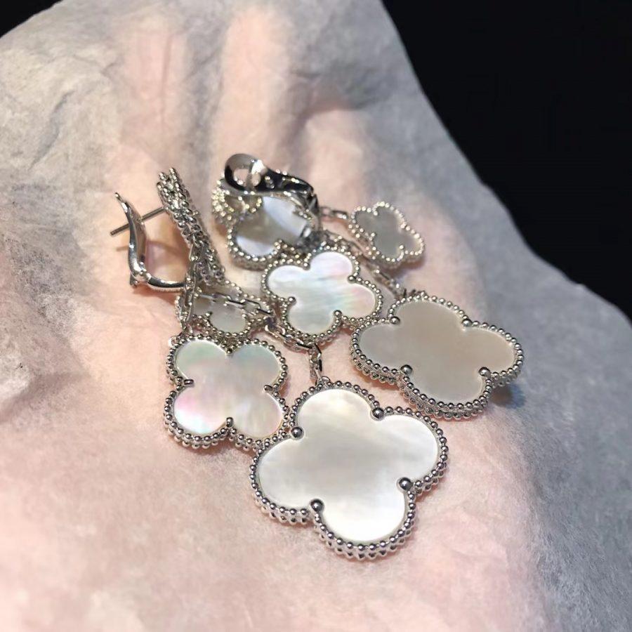 [Love's Uplift]CLOVER EARRINGS WHITE MOP 4 MOTIFS SILVER