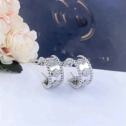 [Love's Uplift]PERLEE DIAMOND EARRINGS